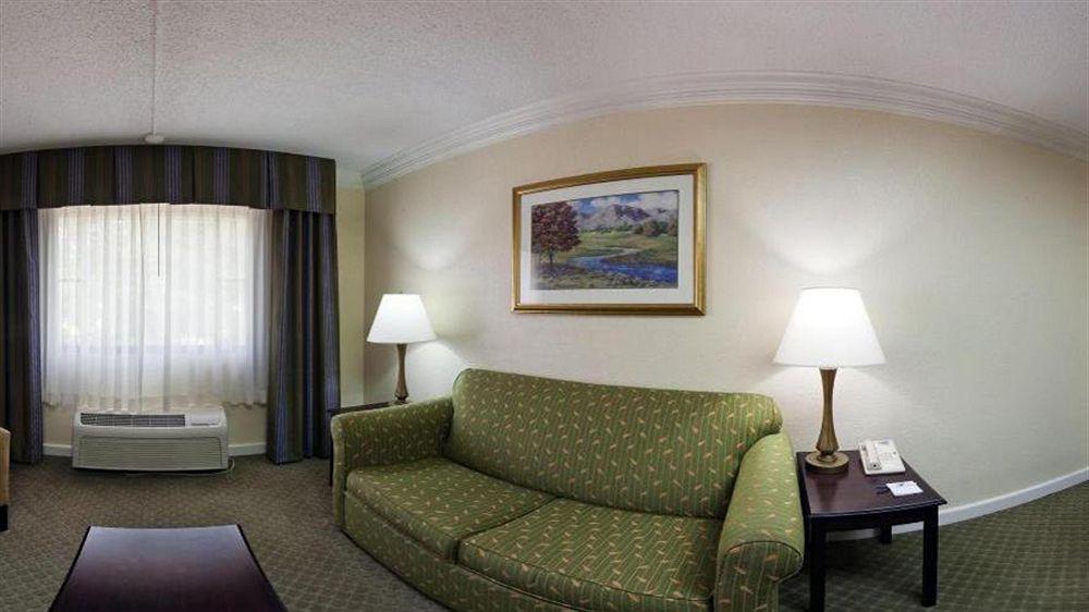 Holiday Inn Express Athens - University Area By Ihg Exteriér fotografie